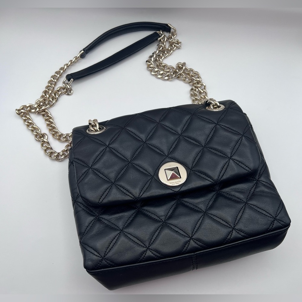 Kate Spade Elegant Black Quilted Shoulder Bag